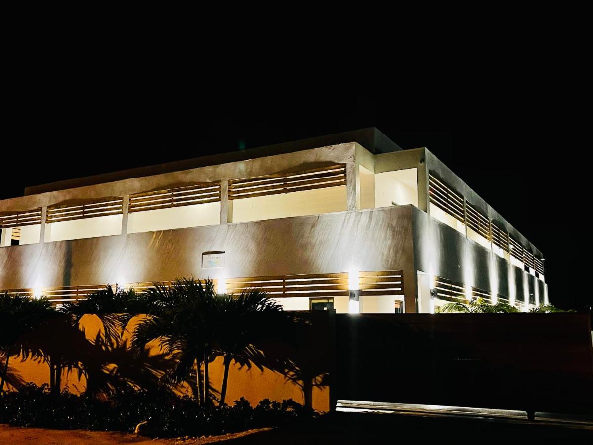 Seascape Hotel The Bight Settlements Ngoại thất bức ảnh